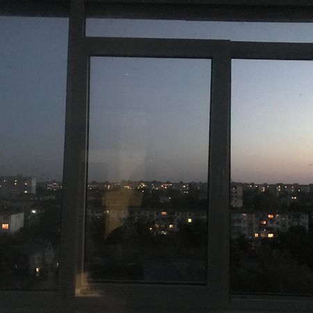 Найгарніша Квартира В Черкасах! Cherkasy Exterior foto